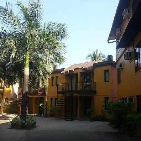 Silver Sands Beach Resort Daman Exterior foto
