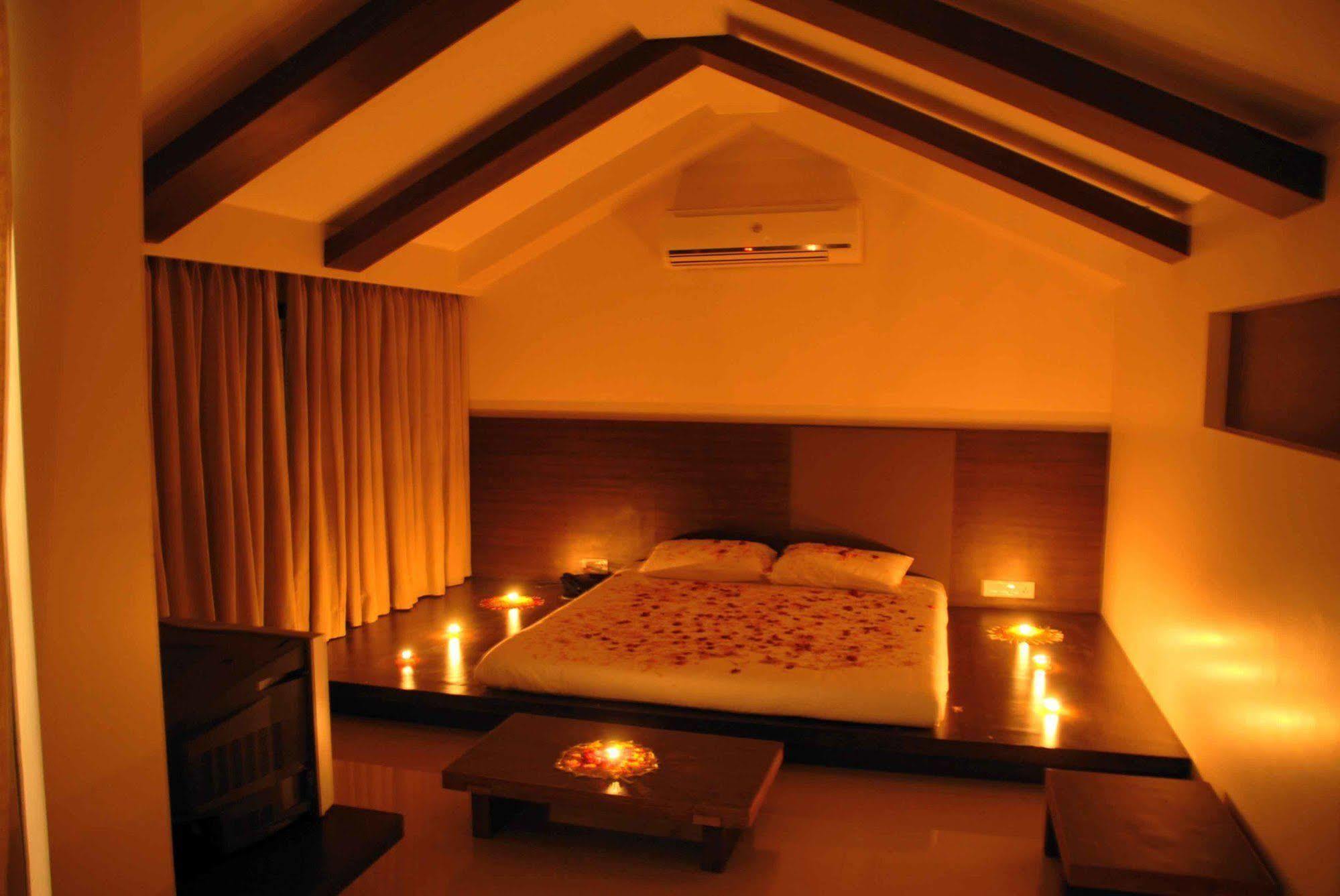 Silver Sands Beach Resort Daman Exterior foto